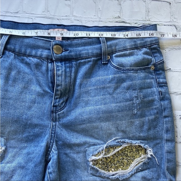 JUICY COUTURE Distressed Glitter Women’s Jean Shorts Size 12. - Picture 7 of 10